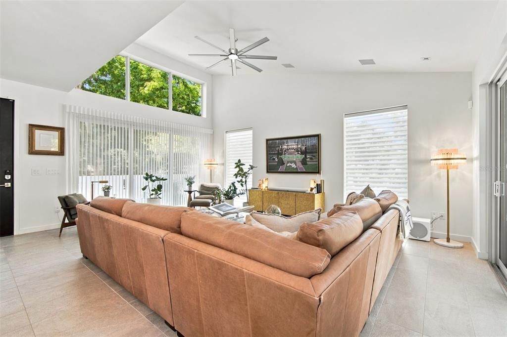 For Sale: $1,550,000 (3 beds, 2 baths, 2186 Square Feet)