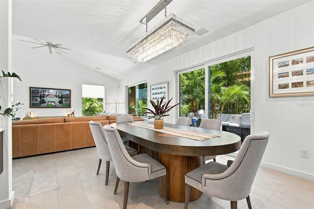 For Sale: $1,550,000 (3 beds, 2 baths, 2186 Square Feet)