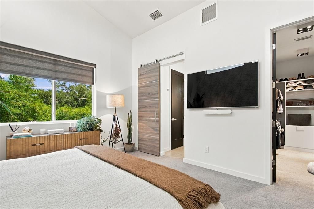 For Sale: $1,550,000 (3 beds, 2 baths, 2186 Square Feet)
