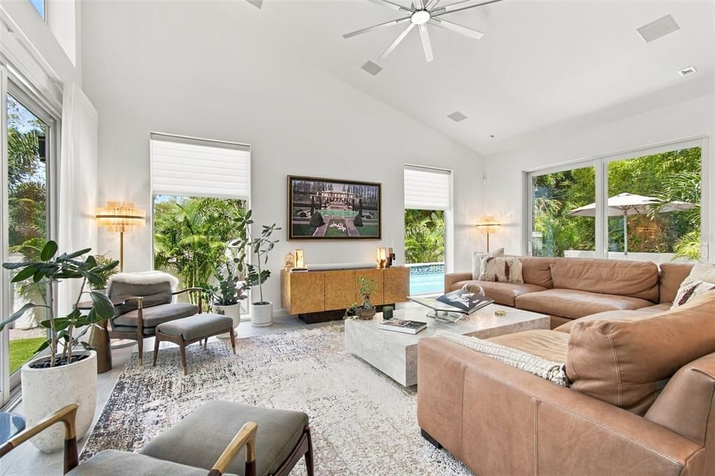 For Sale: $1,550,000 (3 beds, 2 baths, 2186 Square Feet)