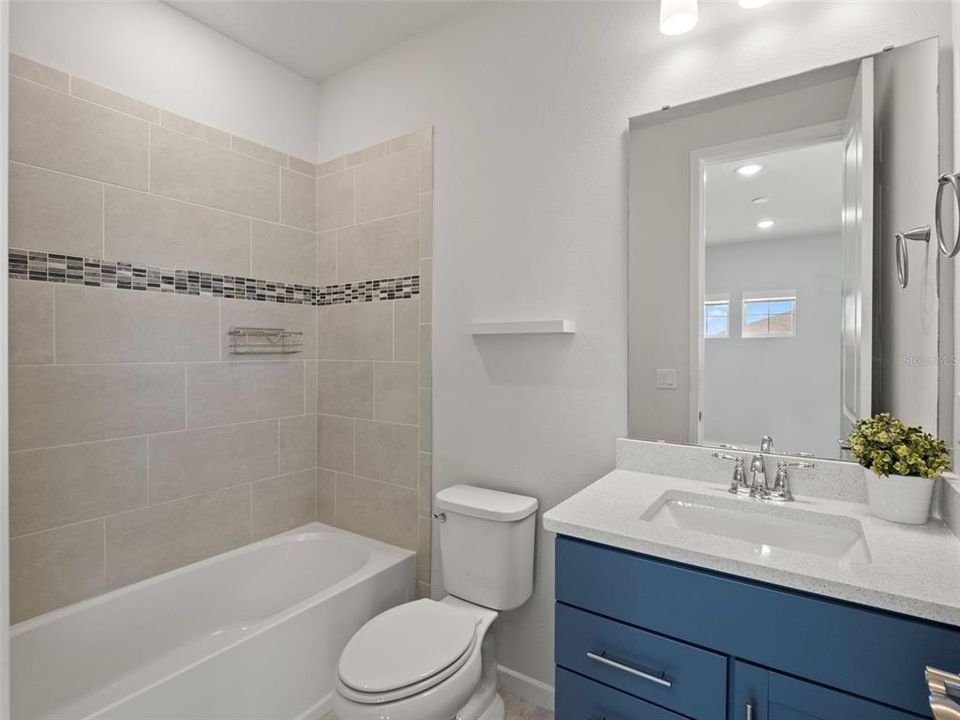En Venta: $944,900 (5 camas, 4 baños, 3433 Pies cuadrados)