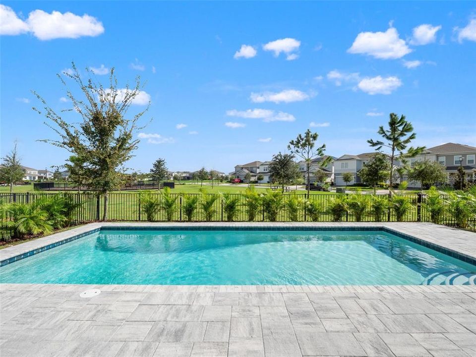 En Venta: $944,900 (5 camas, 4 baños, 3433 Pies cuadrados)