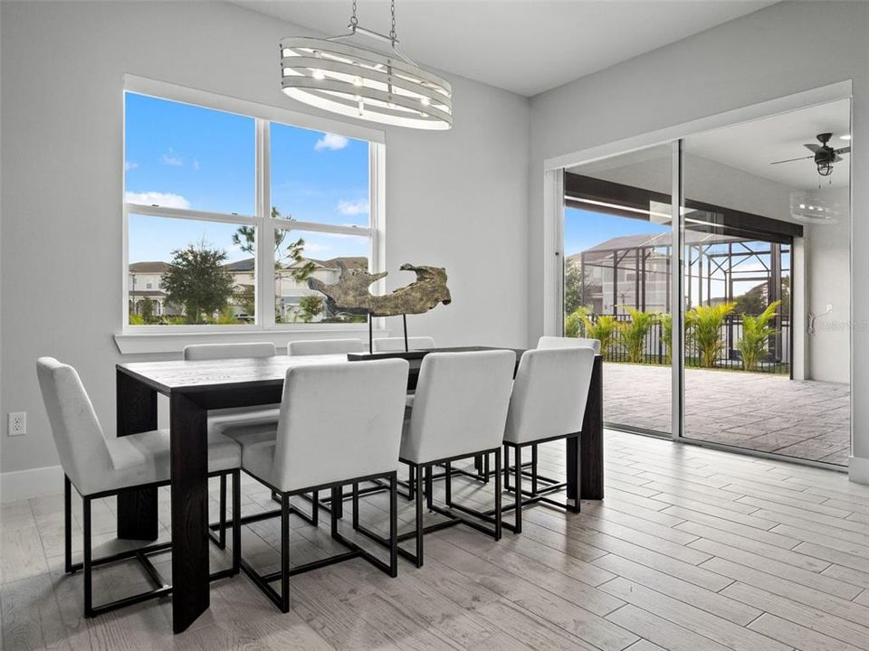 En Venta: $944,900 (5 camas, 4 baños, 3433 Pies cuadrados)