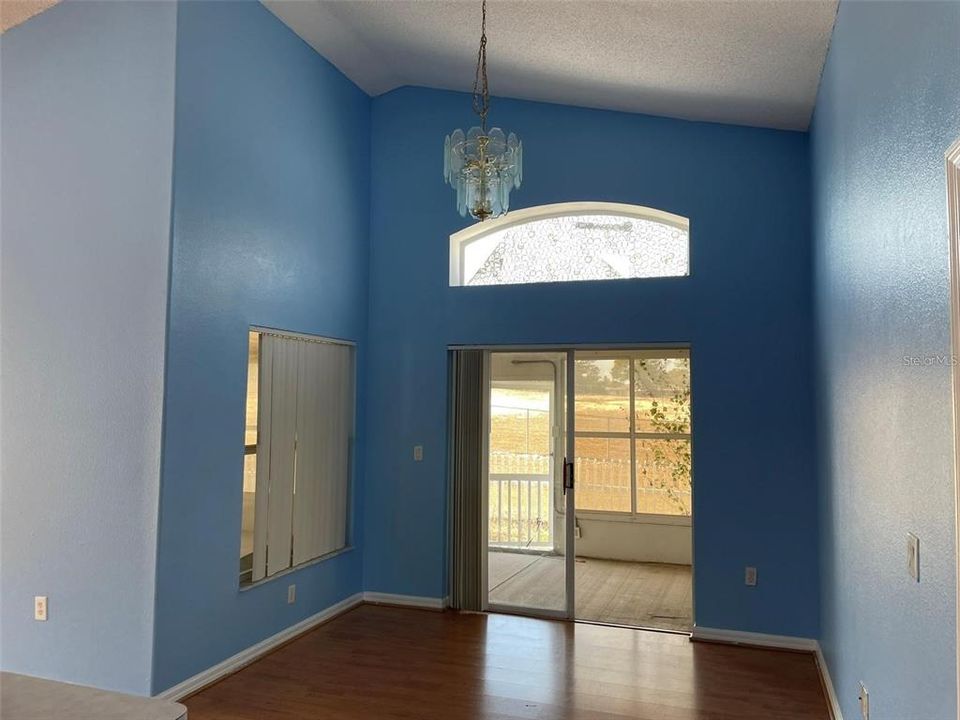 For Sale: $289,900 (3 beds, 2 baths, 1842 Square Feet)