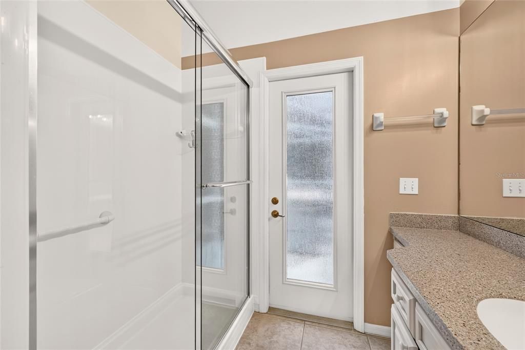 For Sale: $530,000 (3 beds, 3 baths, 2830 Square Feet)