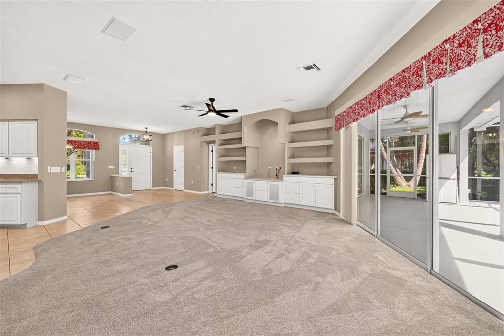 For Sale: $530,000 (3 beds, 3 baths, 2830 Square Feet)