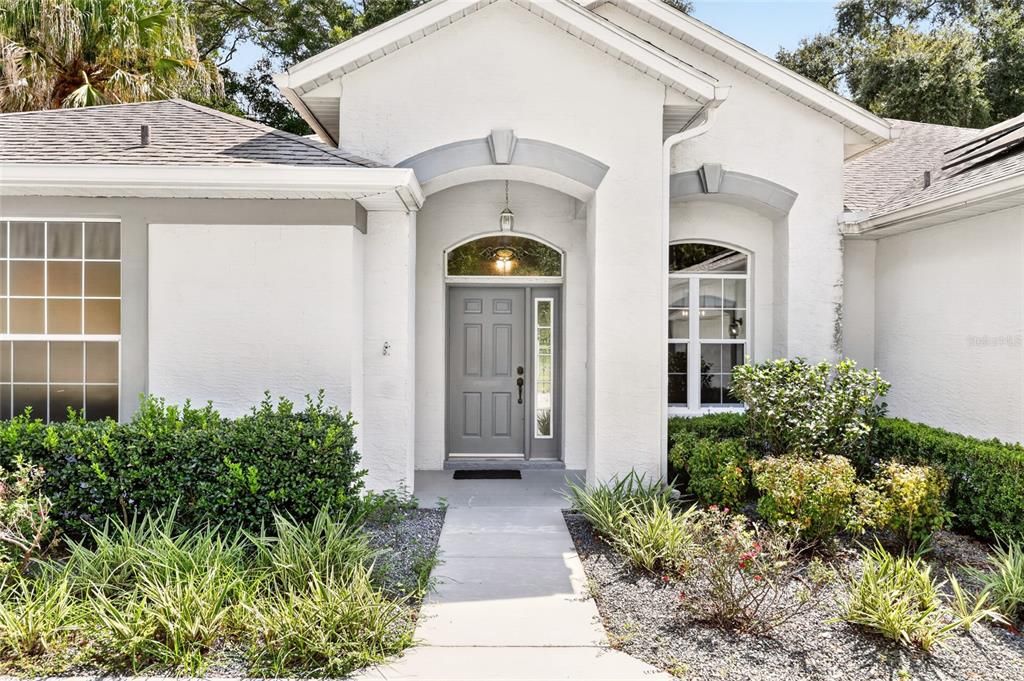 For Sale: $530,000 (3 beds, 3 baths, 2830 Square Feet)