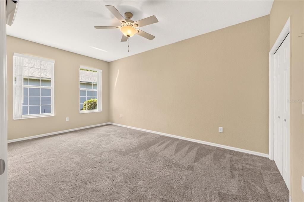 For Sale: $530,000 (3 beds, 3 baths, 2830 Square Feet)