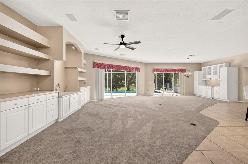 For Sale: $530,000 (3 beds, 3 baths, 2830 Square Feet)