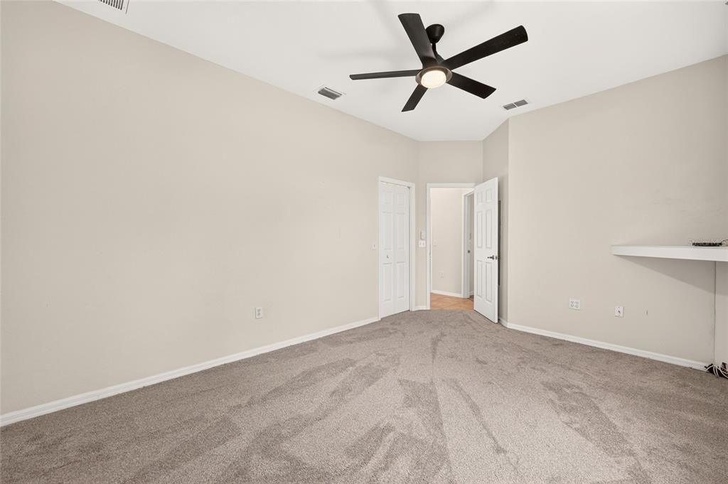 For Sale: $530,000 (3 beds, 3 baths, 2830 Square Feet)