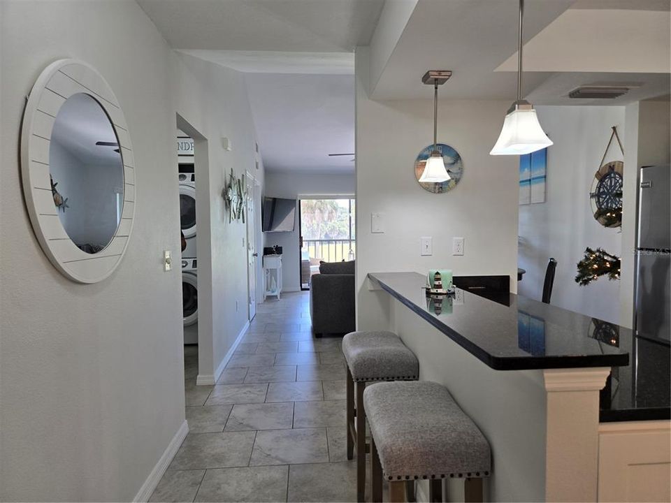 For Sale: $235,000 (2 beds, 1 baths, 860 Square Feet)