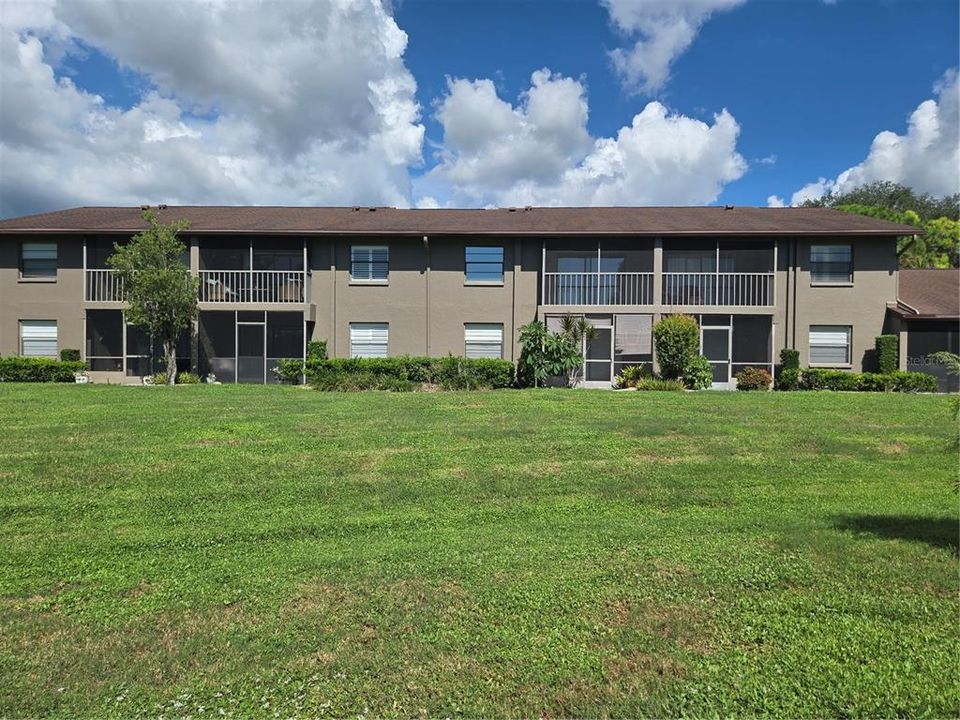 For Sale: $235,000 (2 beds, 1 baths, 860 Square Feet)