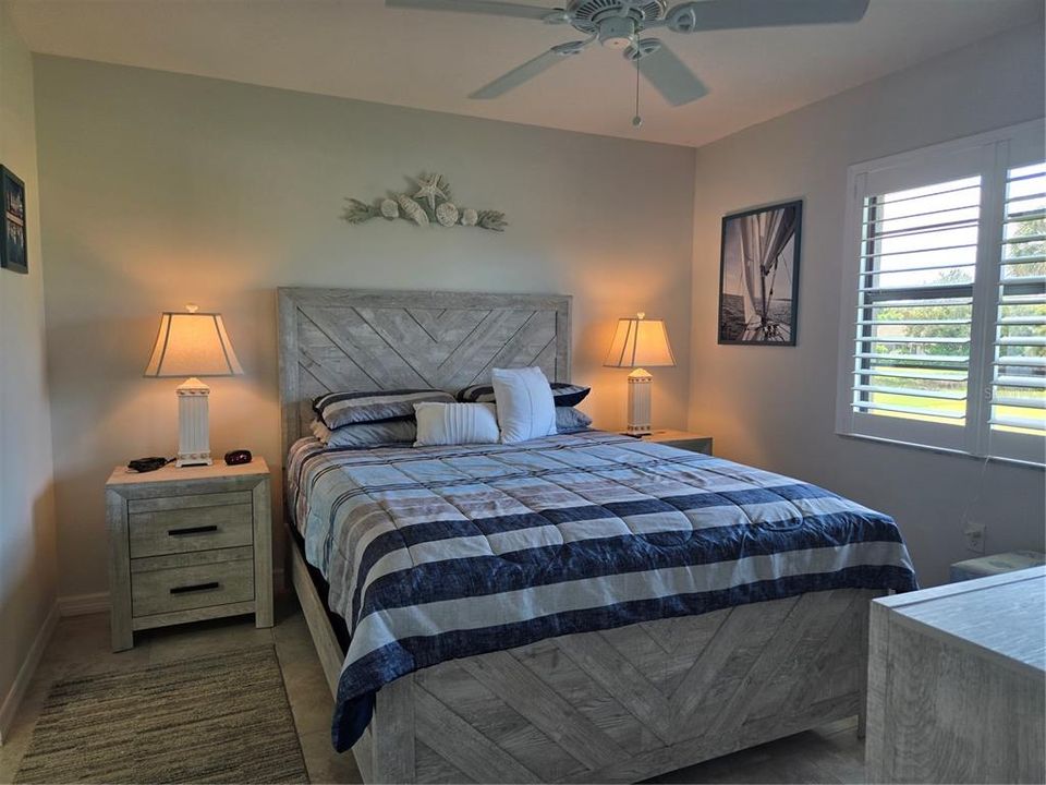 For Sale: $235,000 (2 beds, 1 baths, 860 Square Feet)