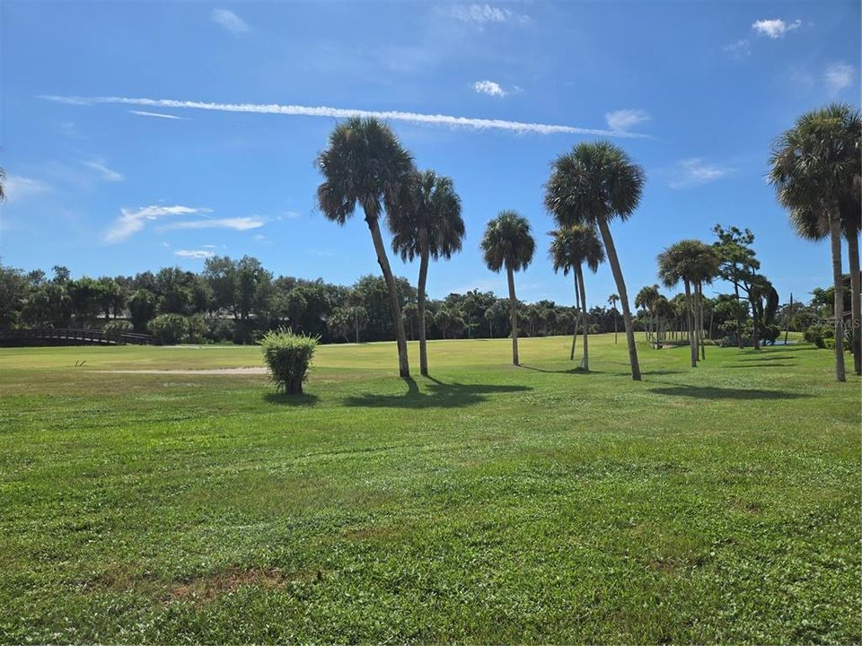For Sale: $235,000 (2 beds, 1 baths, 860 Square Feet)