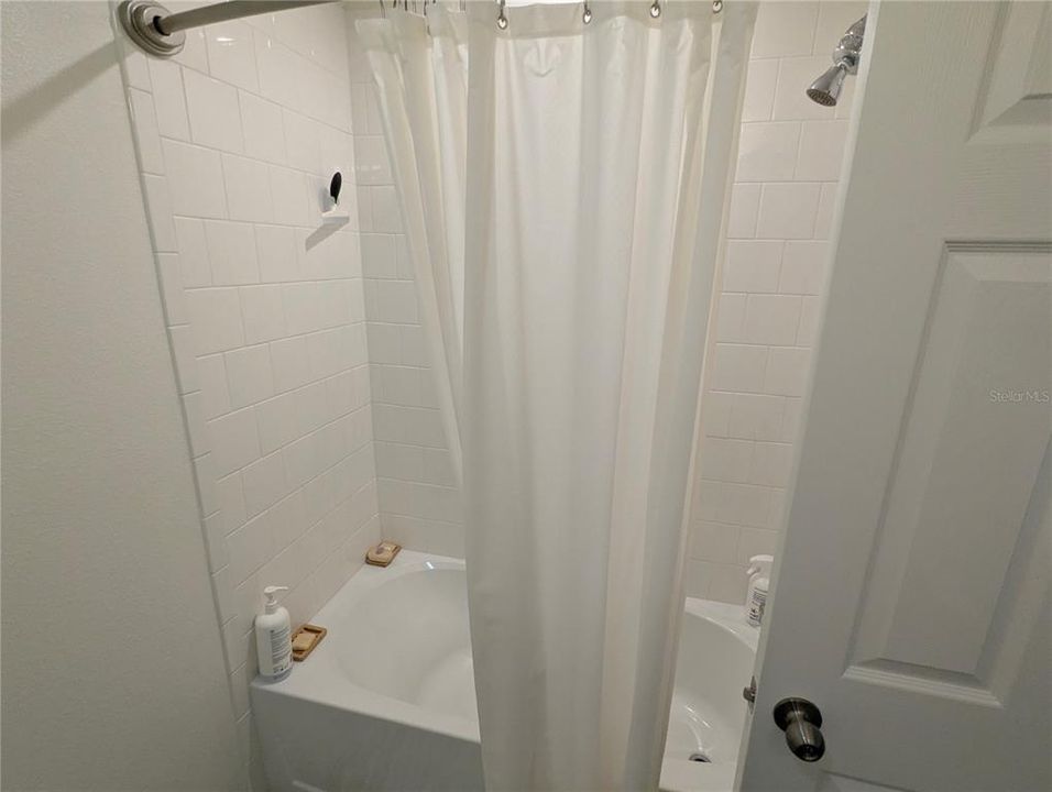 En Renta: $2,650 (3 camas, 2 baños, 1556 Pies cuadrados)