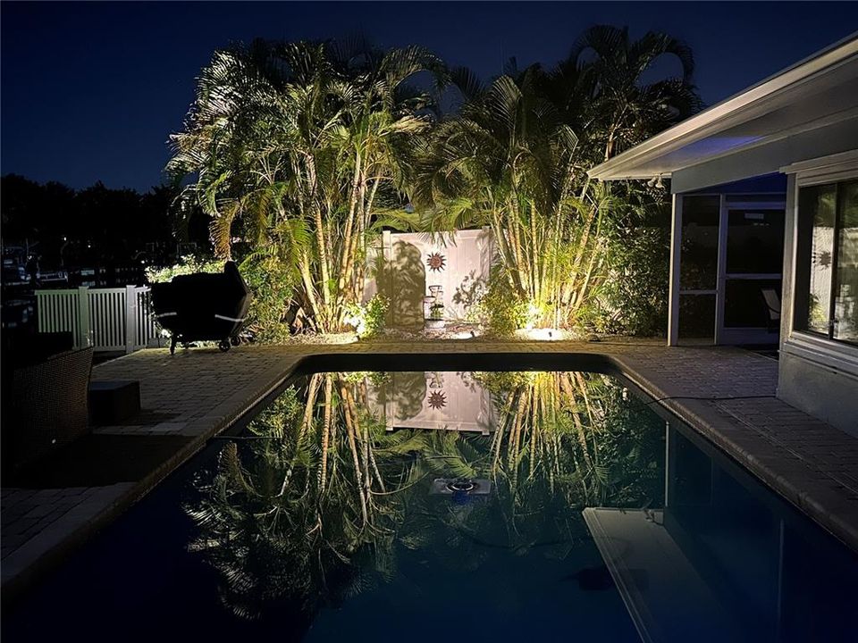En Venta: $1,274,900 (4 camas, 2 baños, 2369 Pies cuadrados)