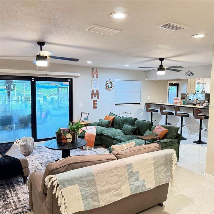 For Rent: $4,000 (3 beds, 2 baths, 2193 Square Feet)