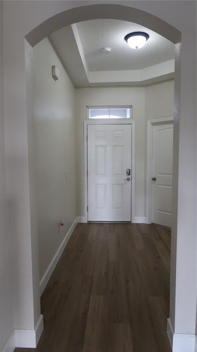 For Sale: $289,000 (3 beds, 2 baths, 1567 Square Feet)