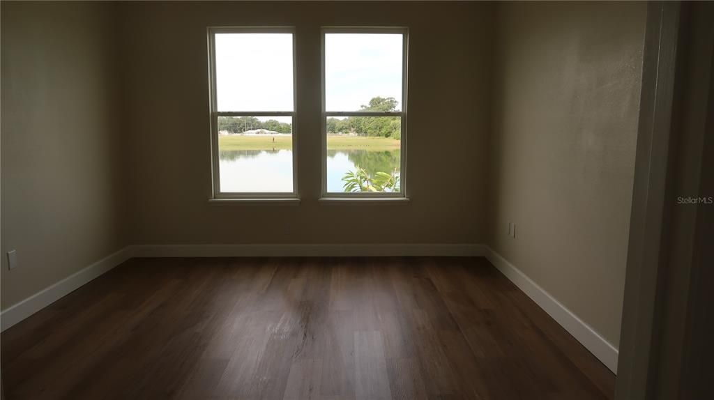 For Sale: $289,000 (3 beds, 2 baths, 1567 Square Feet)