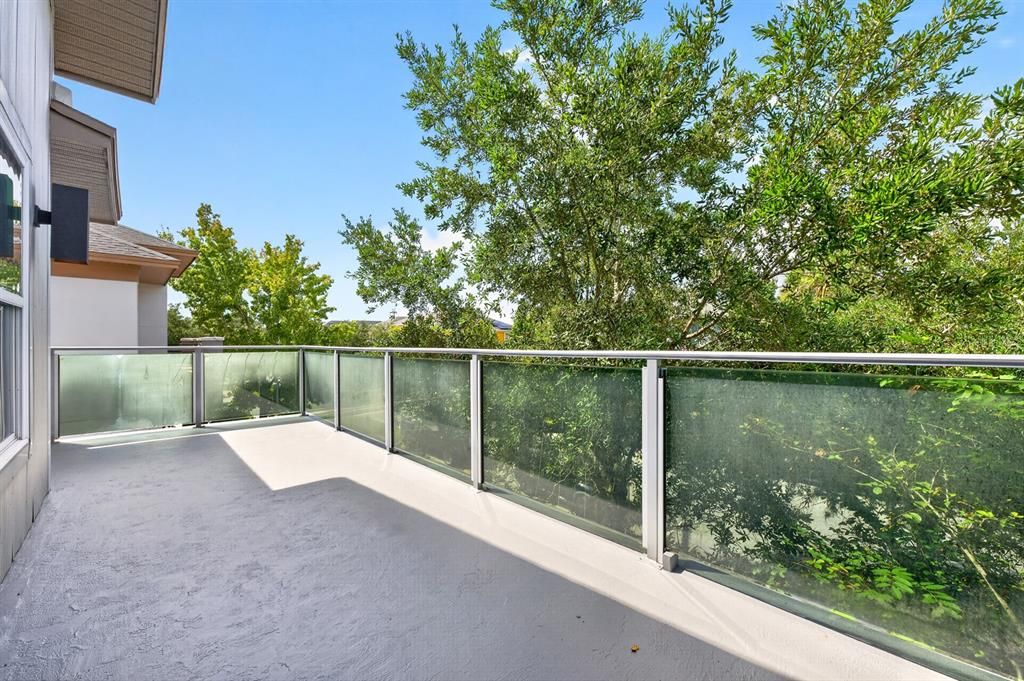 For Sale: $500,000 (3 beds, 2 baths, 1869 Square Feet)