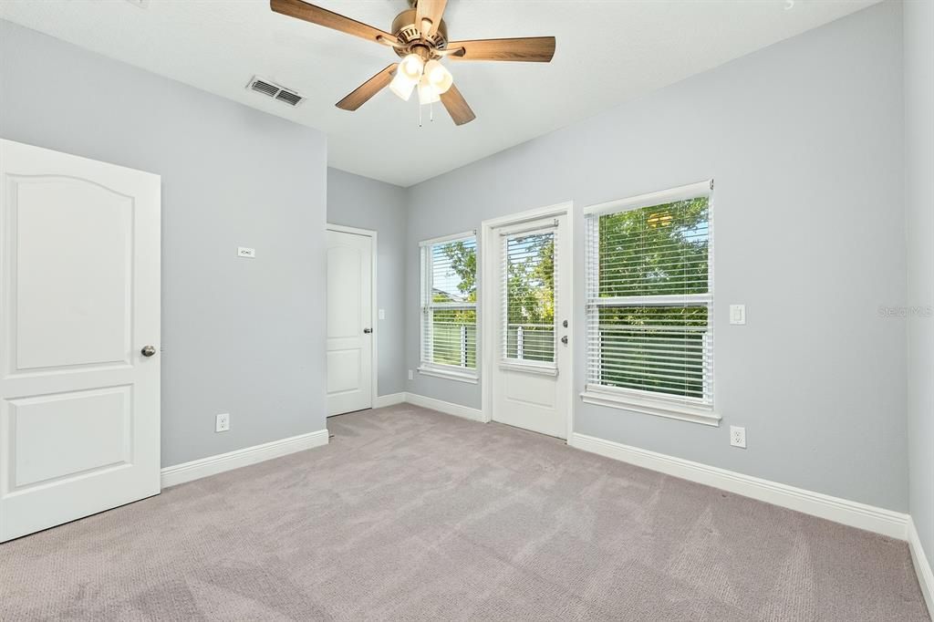 For Sale: $500,000 (3 beds, 2 baths, 1869 Square Feet)
