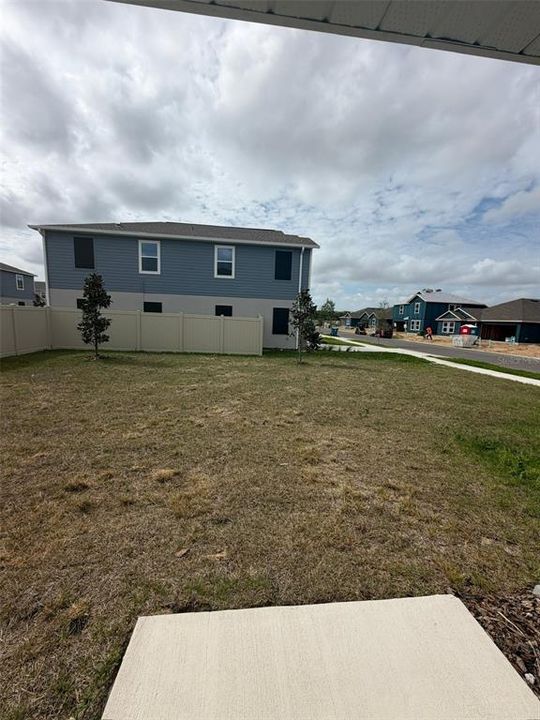 For Rent: $2,000 (4 beds, 3 baths, 2400 Square Feet)
