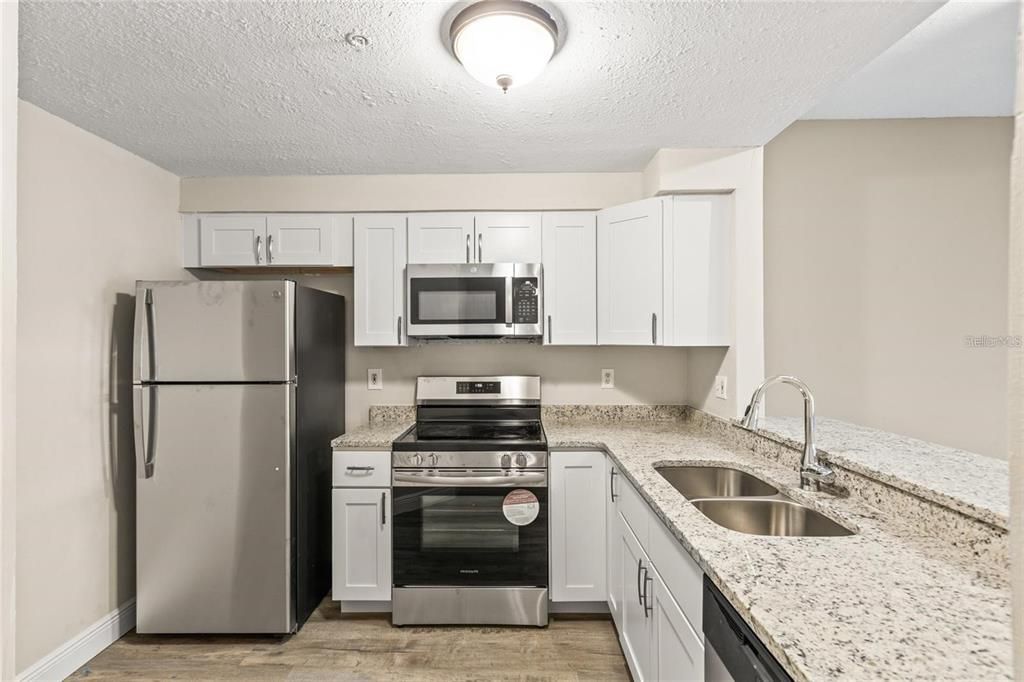 For Rent: $2,200 (3 beds, 2 baths, 1134 Square Feet)