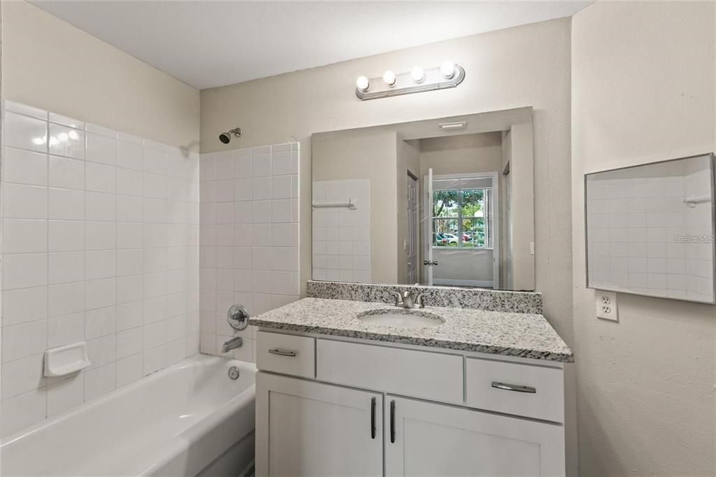 For Rent: $2,200 (3 beds, 2 baths, 1134 Square Feet)