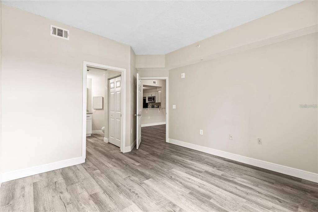 For Rent: $2,200 (3 beds, 2 baths, 1134 Square Feet)