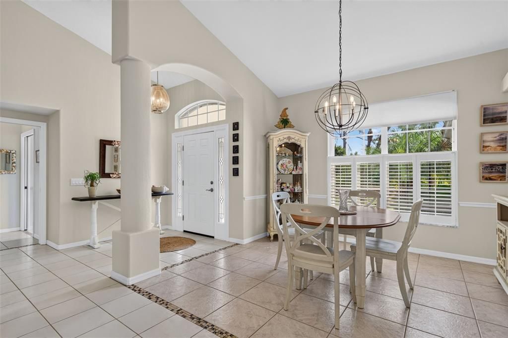 For Sale: $915,000 (3 beds, 3 baths, 2864 Square Feet)