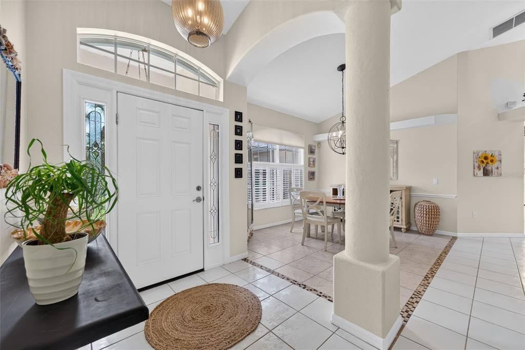 For Sale: $915,000 (3 beds, 3 baths, 2864 Square Feet)