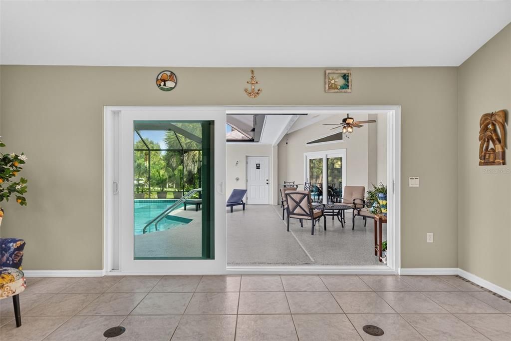 For Sale: $915,000 (3 beds, 3 baths, 2864 Square Feet)