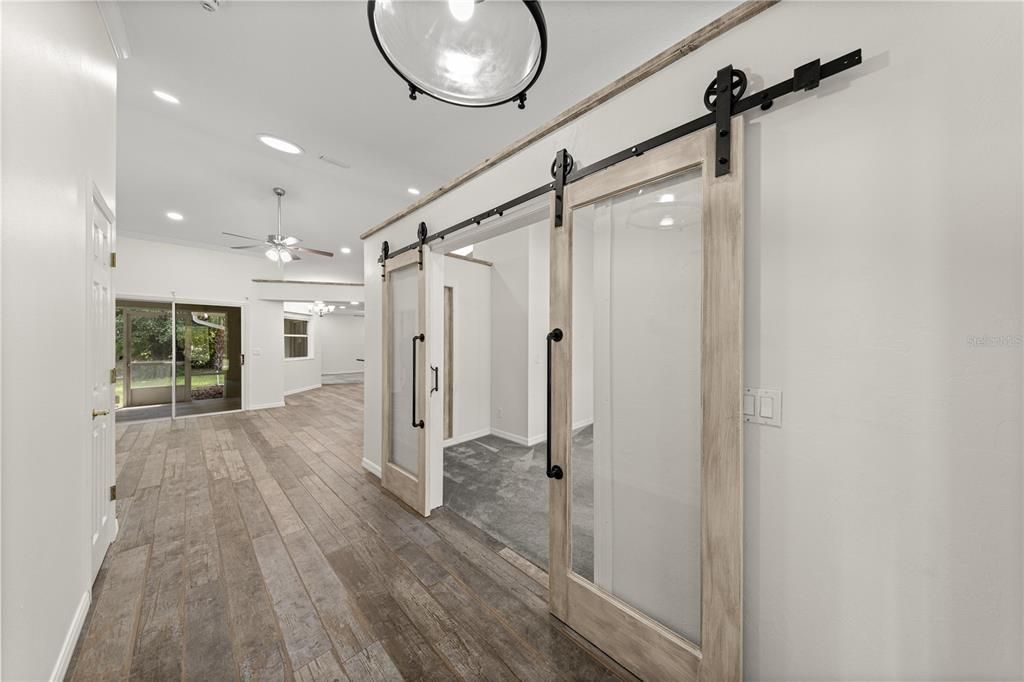 For Sale: $335,000 (3 beds, 2 baths, 1801 Square Feet)