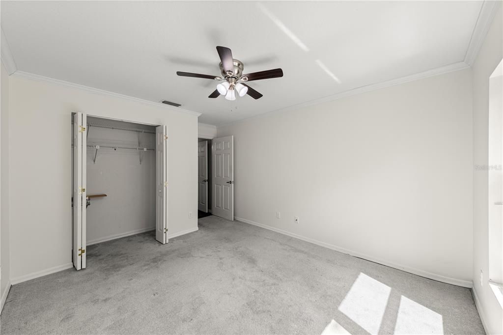 For Sale: $335,000 (3 beds, 2 baths, 1801 Square Feet)