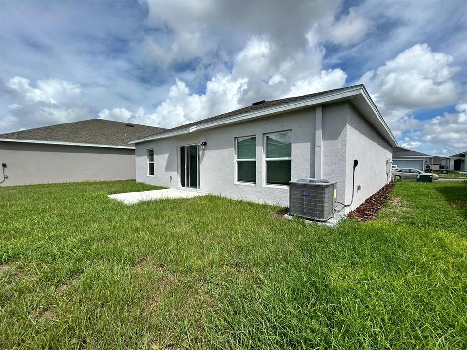 For Rent: $2,200 (3 beds, 2 baths, 1605 Square Feet)