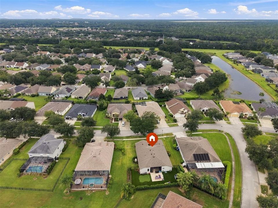 For Sale: $535,000 (4 beds, 3 baths, 2473 Square Feet)