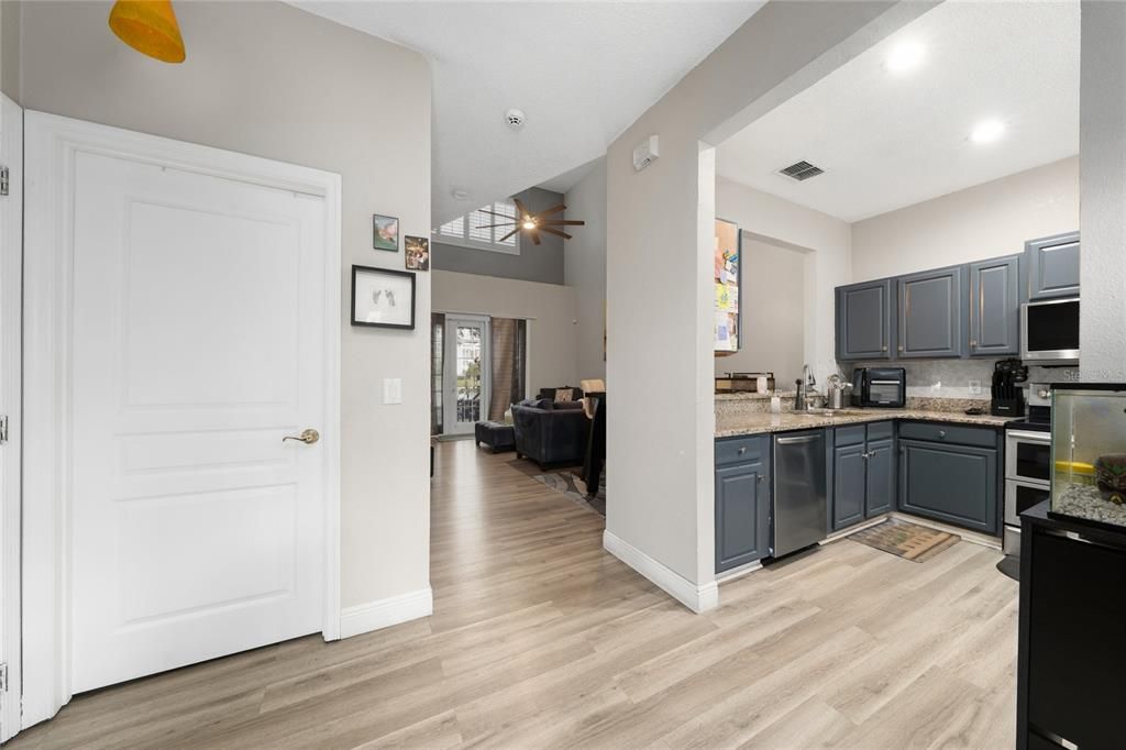 For Sale: $310,000 (3 beds, 2 baths, 1543 Square Feet)