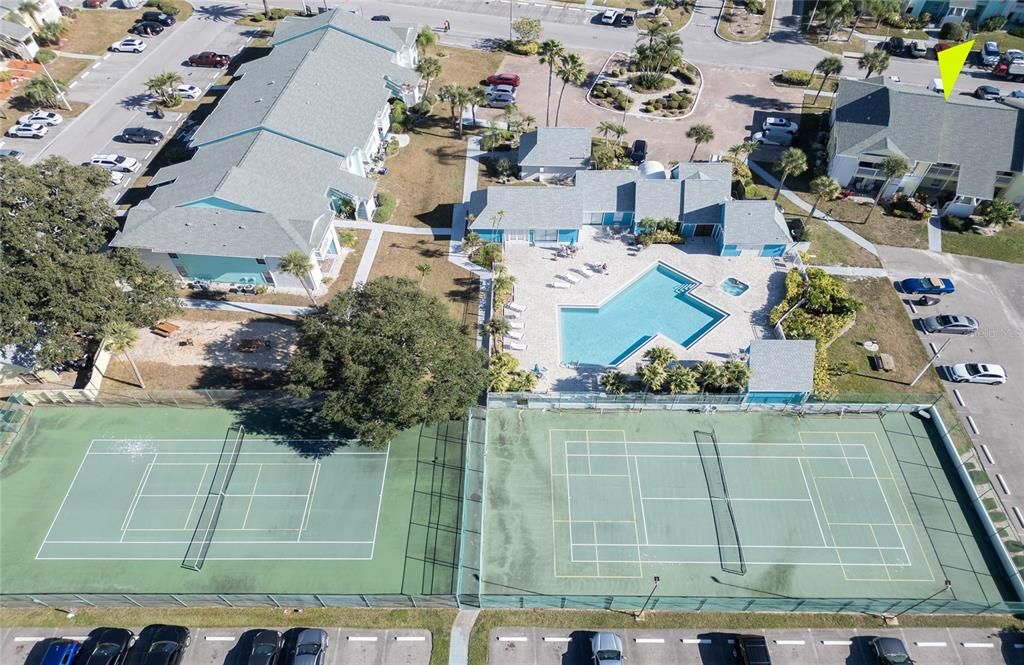 For Rent: $1,750 (2 beds, 2 baths, 898 Square Feet)