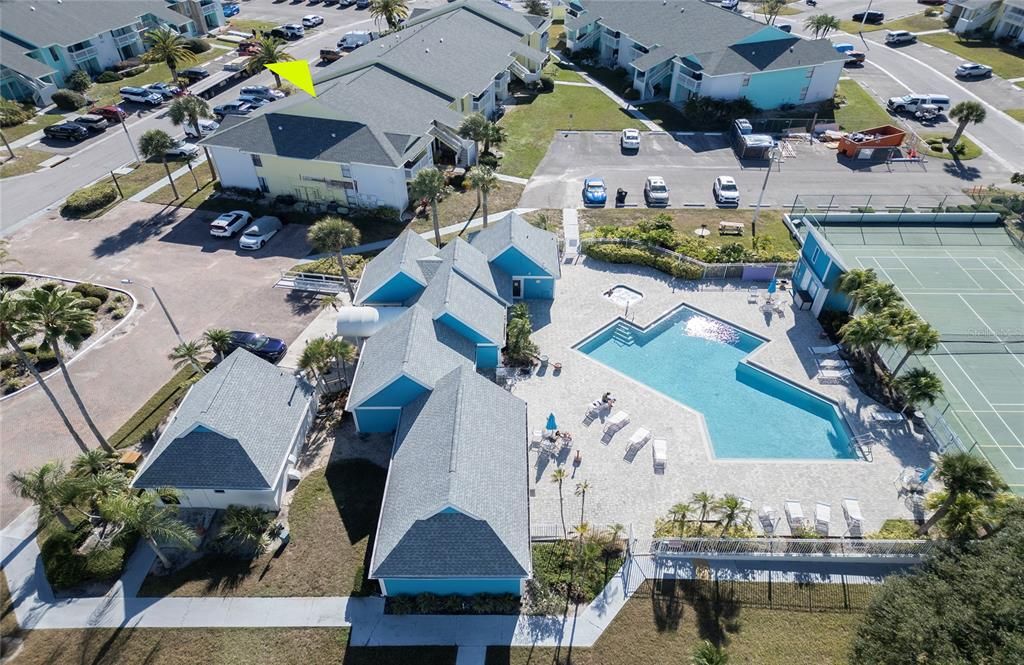 For Rent: $1,750 (2 beds, 2 baths, 898 Square Feet)