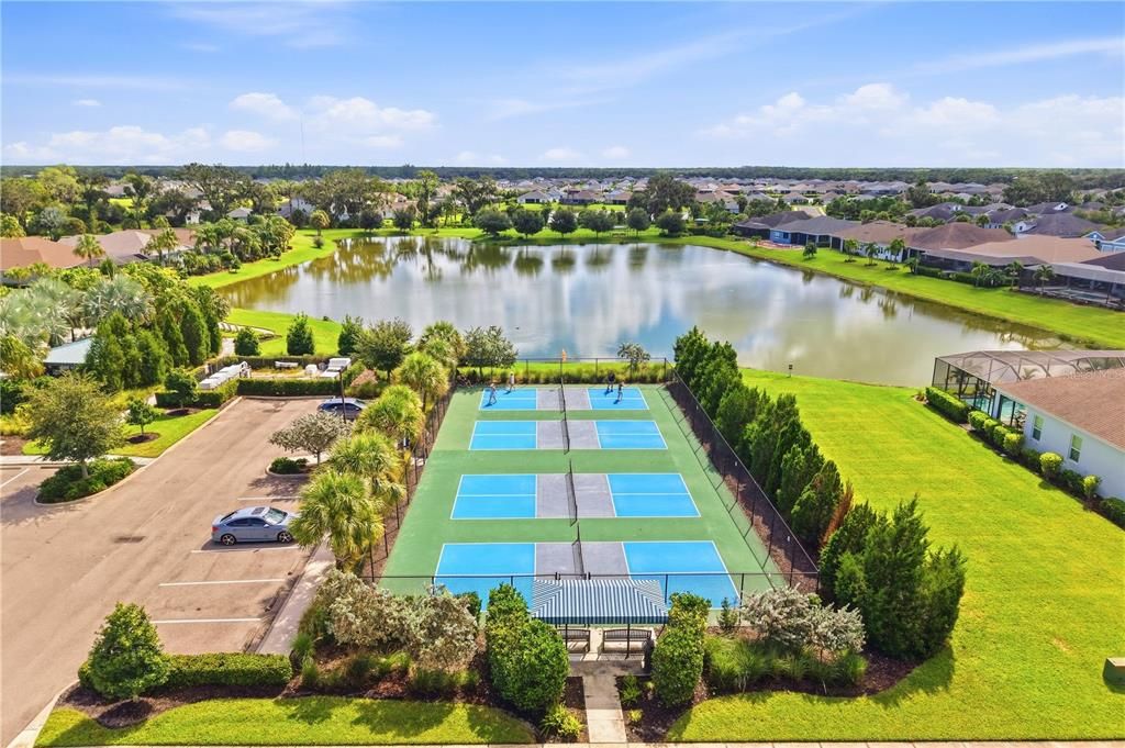 For Sale: $387,900 (3 beds, 2 baths, 1407 Square Feet)