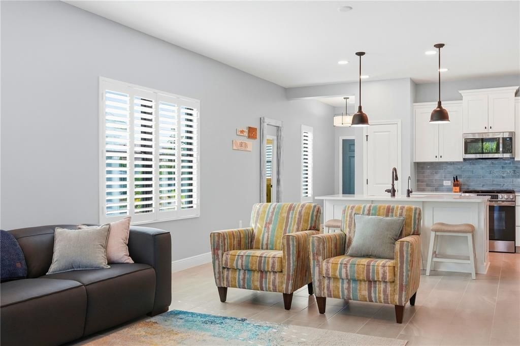 For Sale: $387,900 (3 beds, 2 baths, 1407 Square Feet)