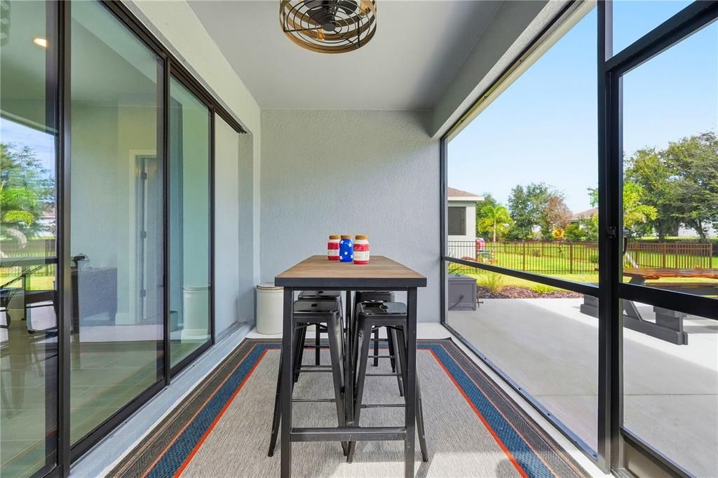 For Sale: $387,900 (3 beds, 2 baths, 1407 Square Feet)