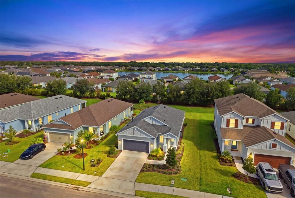 For Sale: $387,900 (3 beds, 2 baths, 1407 Square Feet)