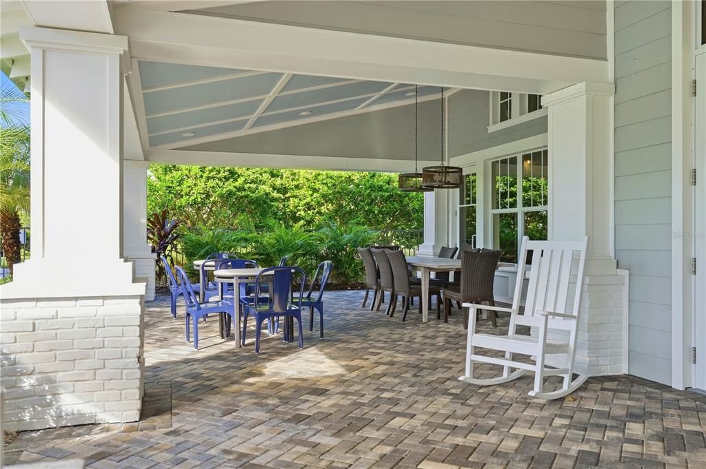 For Sale: $387,900 (3 beds, 2 baths, 1407 Square Feet)