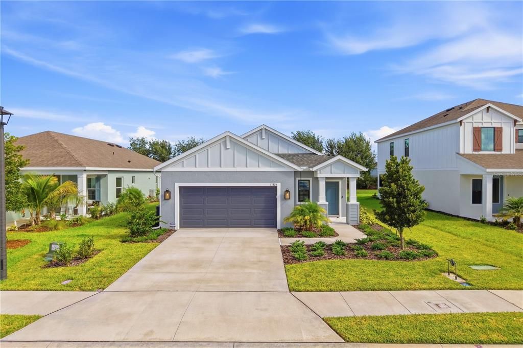 For Sale: $387,900 (3 beds, 2 baths, 1407 Square Feet)