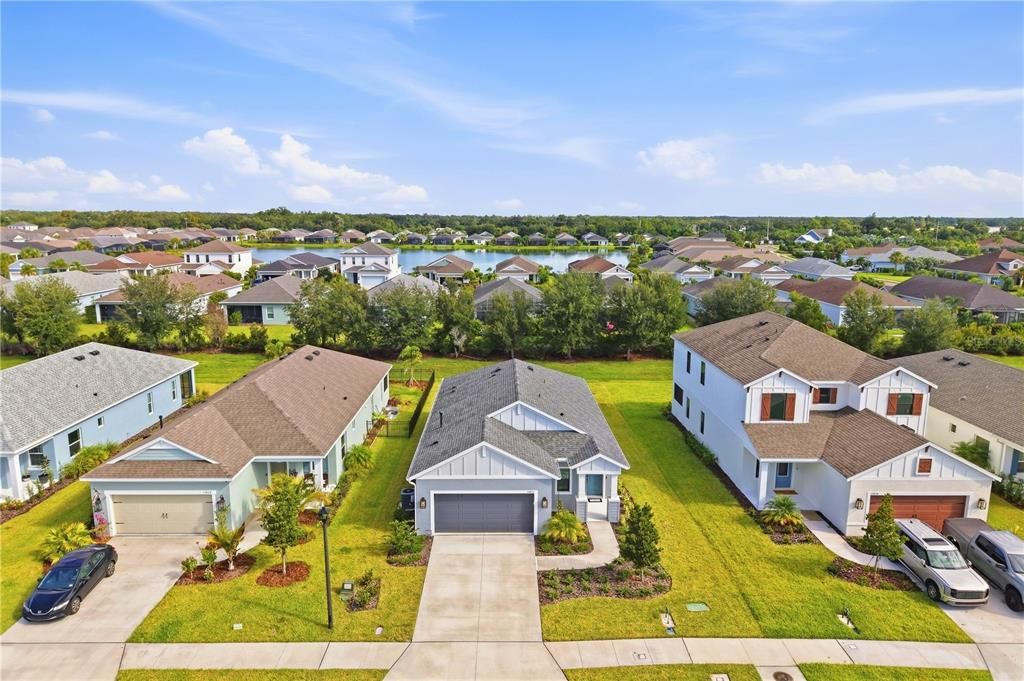For Sale: $387,900 (3 beds, 2 baths, 1407 Square Feet)