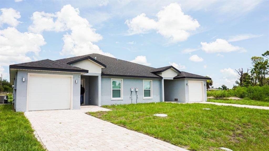 For Rent: $1,797 (3 beds, 2 baths, 1379 Square Feet)