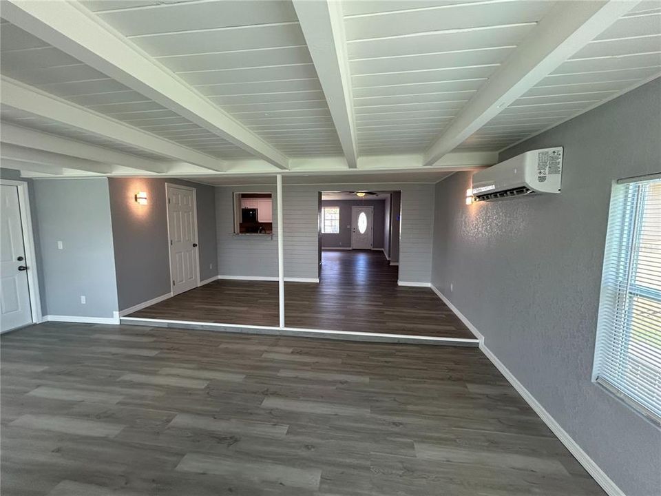 En Venta: $479,900 (3 camas, 2 baños, 1812 Pies cuadrados)
