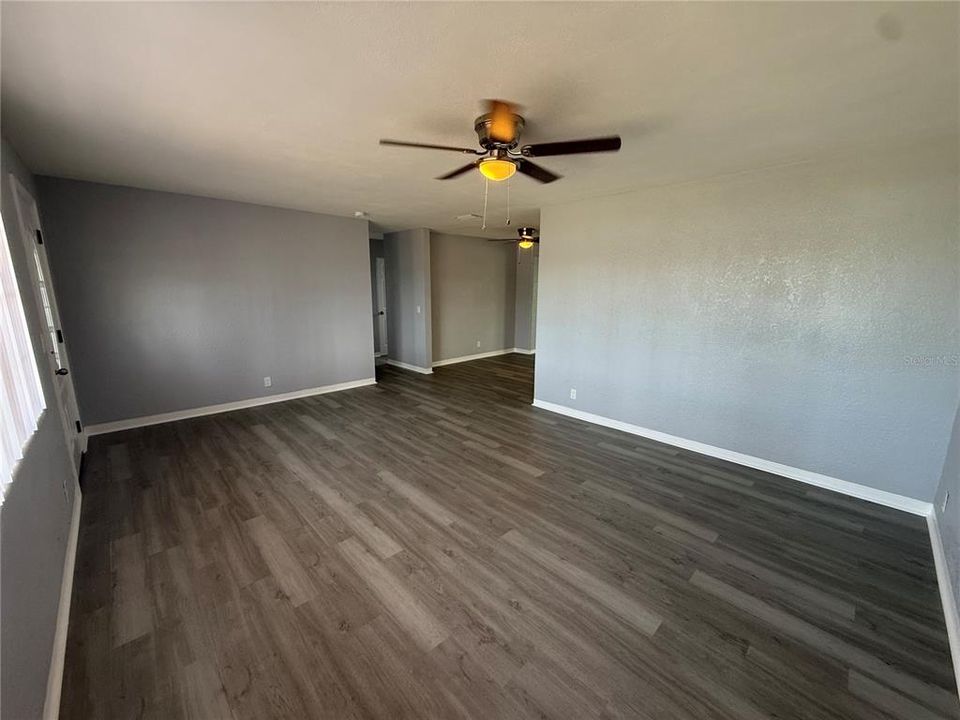 En Venta: $479,900 (3 camas, 2 baños, 1812 Pies cuadrados)