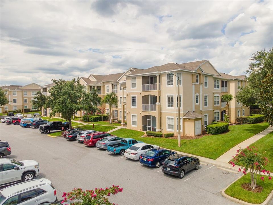 For Sale: $235,000 (3 beds, 2 baths, 1268 Square Feet)